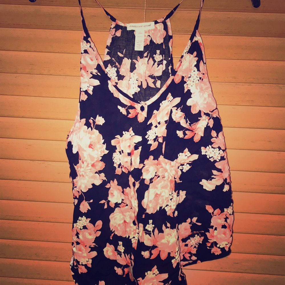 Cute top!